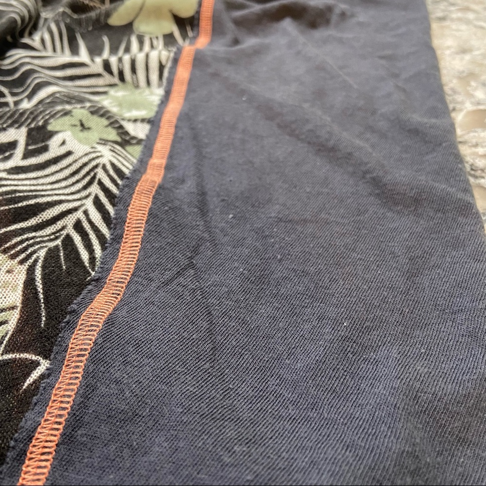 We the Free by FREE PEOPLE | tropical Hawaiian Margot tee Size S Small - Picture 7 of 16